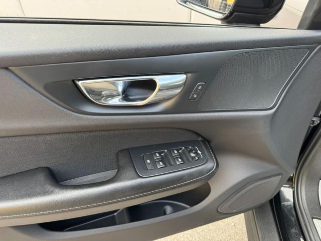 VOLVO V60 Cross Country D4 AWD Geartronic Business Plus