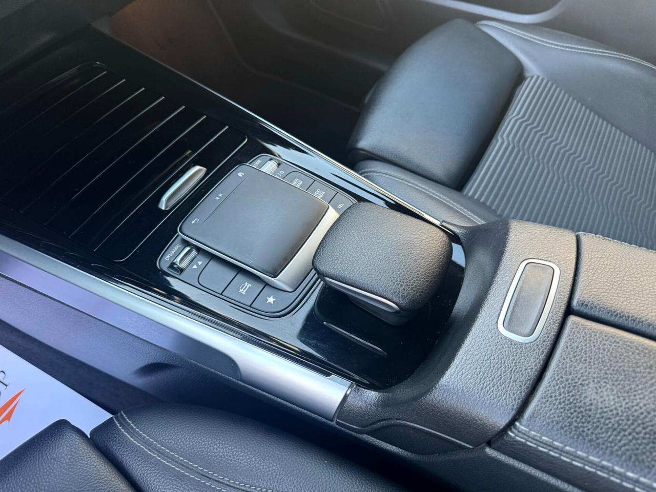 MERCEDES GLB 180D Sport Plus - Tetto Led Navi 18