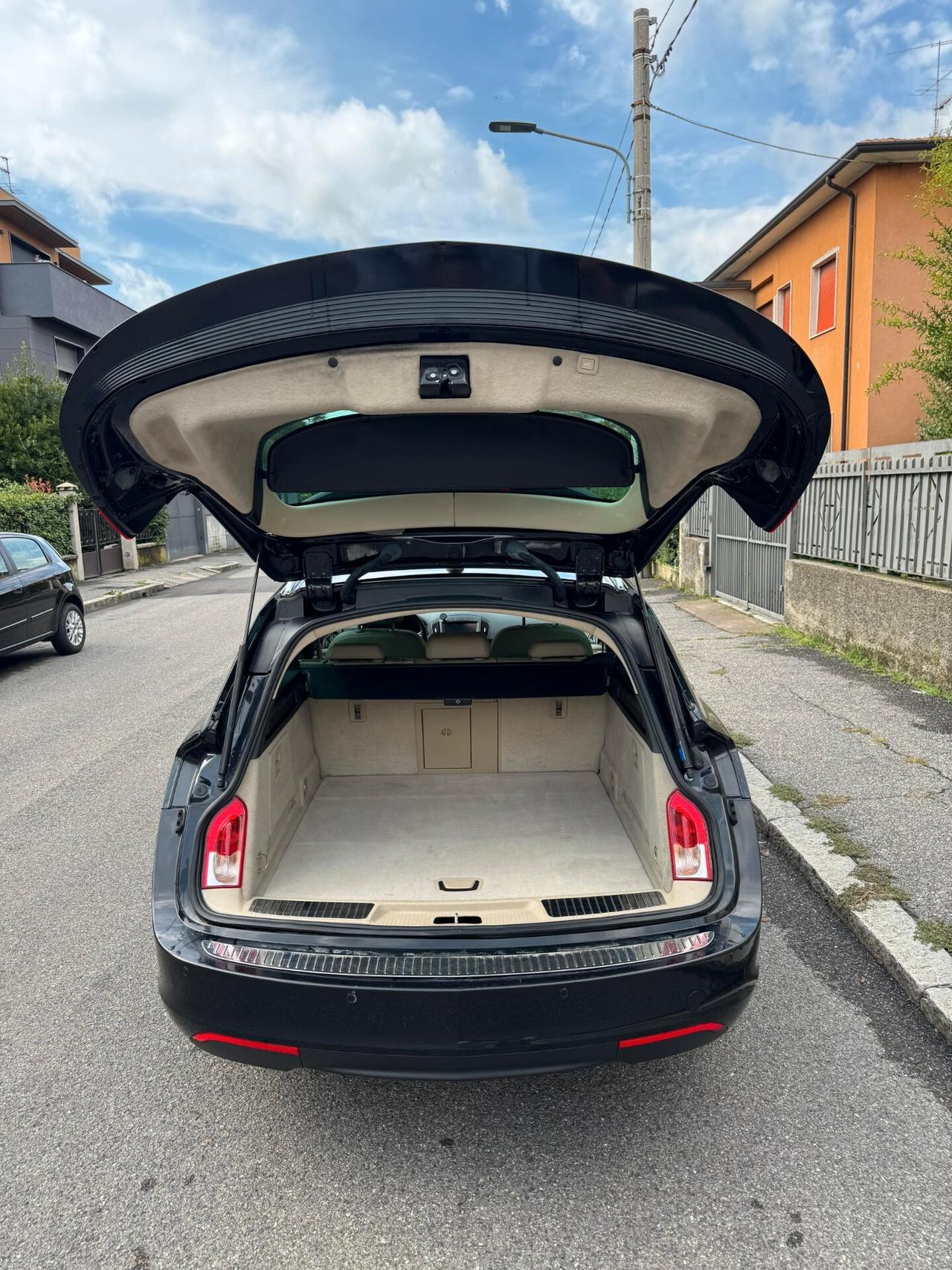 Opel Insignia CAMBIO AUTOMATICO INTERNI IN PELLE