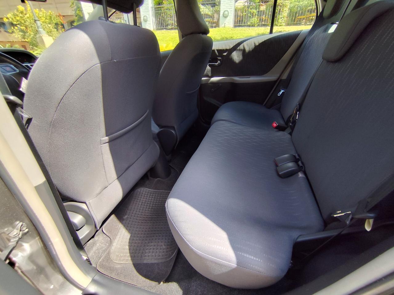 Toyota Yaris 1.3 5 porte Sol