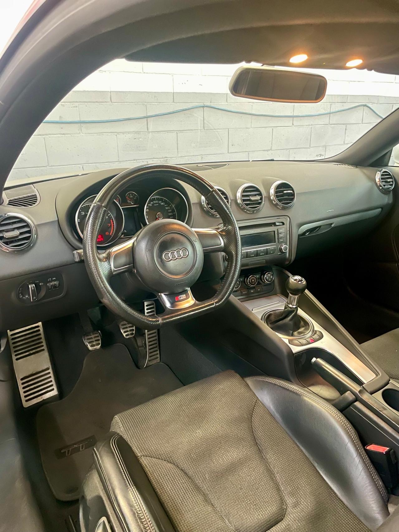 Audi TT Coupé 2.0 TFSI motore sostituito