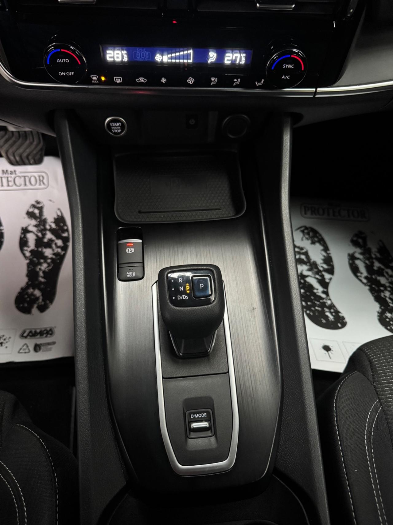 Nissan Qashqai MHEV 158 CV Tekna + PREZZO FINITO NESSUN VINCOLO