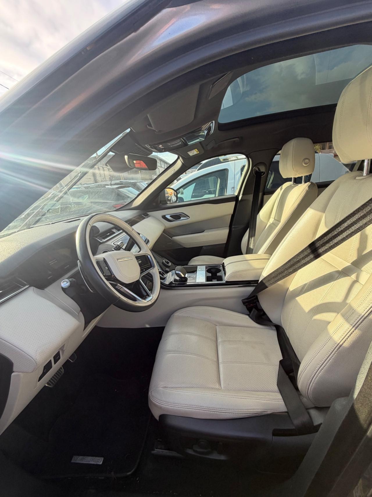 Land Rover Range Velar 2.0D I4 204 CV R-Dynamic HSE