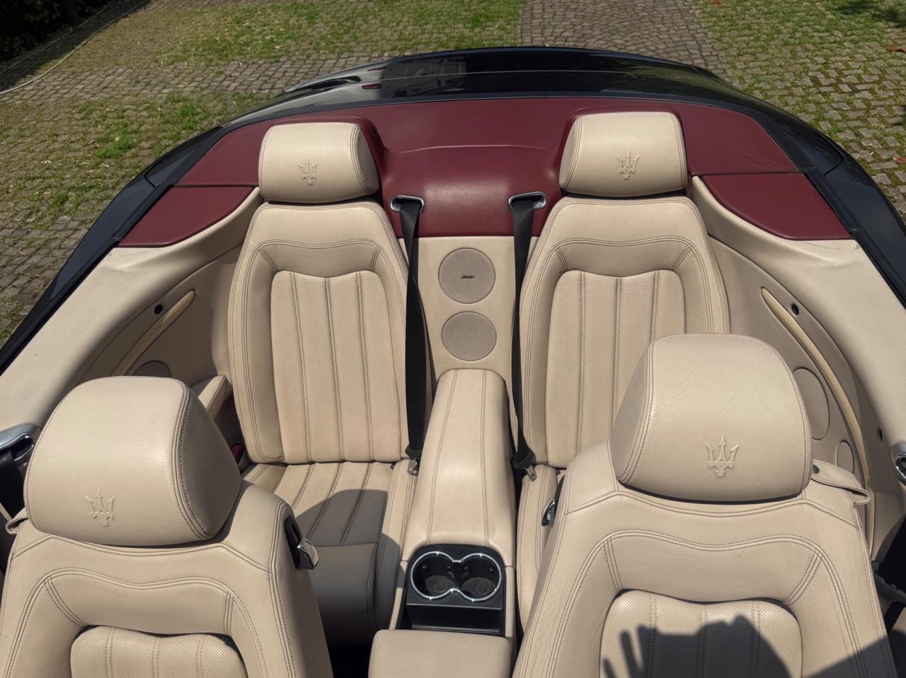 Maserati GranCabrio 4.7 V8