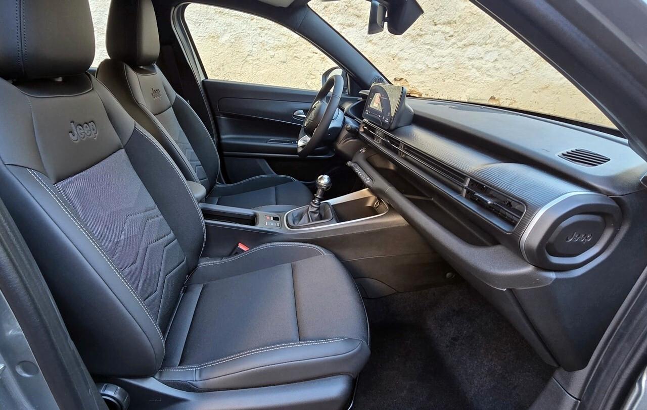 Jeep Avenger 1.2 Turbo 100 CV Altitude - Nuova KM ZERO