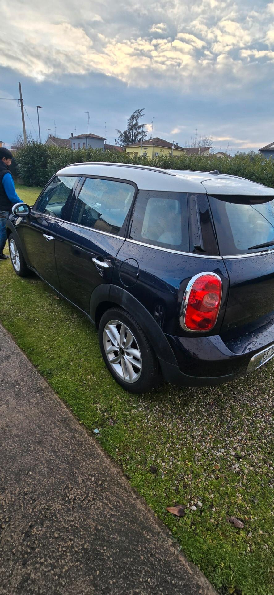 Mini Cooper Countryman 2.0 D Automatica
