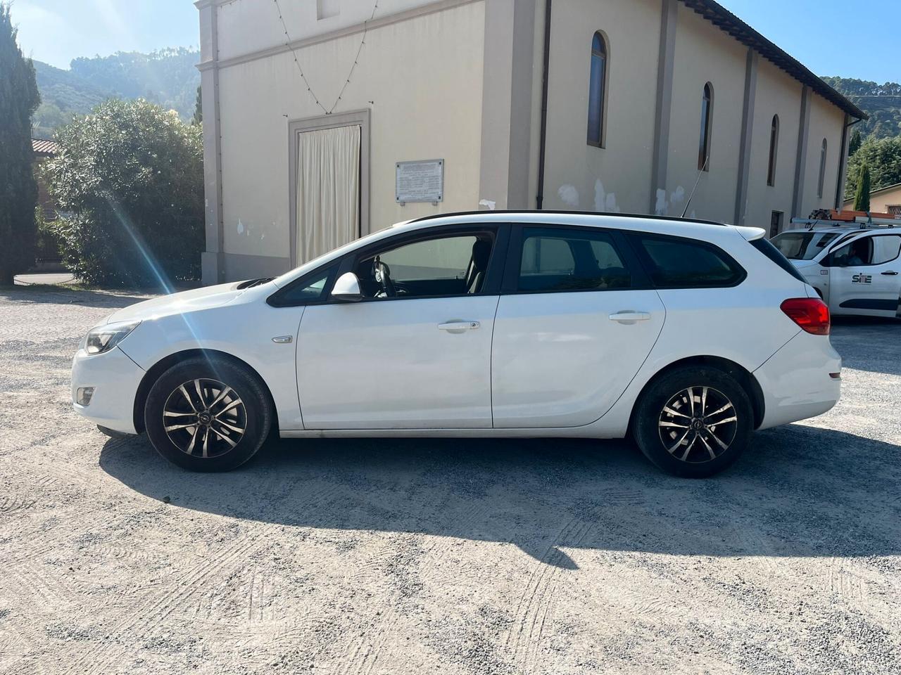 Opel Astra 2.0 CDTI 165CV Sports Tourer aut. Cosmo