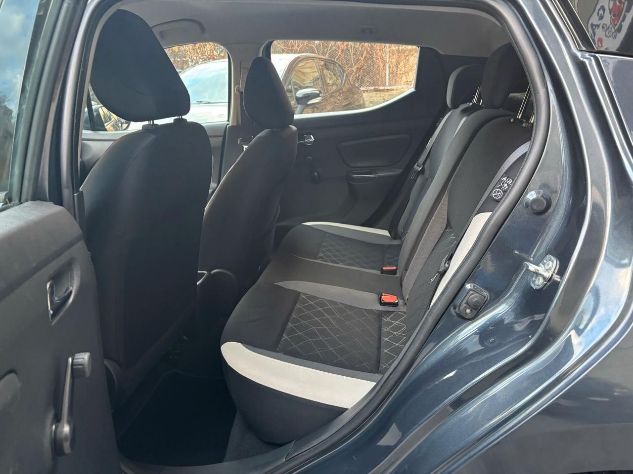 Nissan Micra 1.0L 12V 5 porte Business