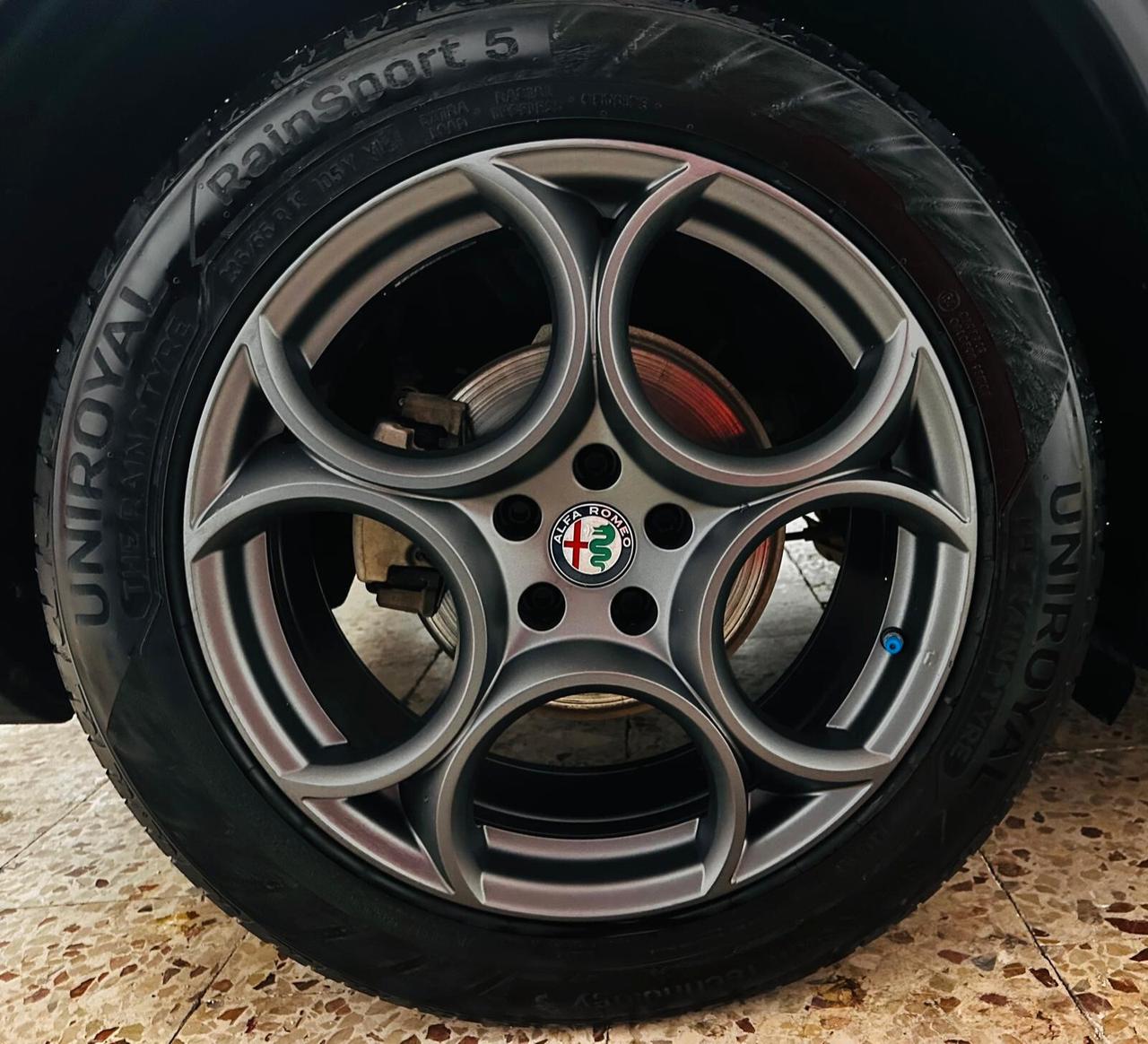 Alfa Romeo Stelvio 2.2 Turbodiesel 160 CV AT8 RWD Business