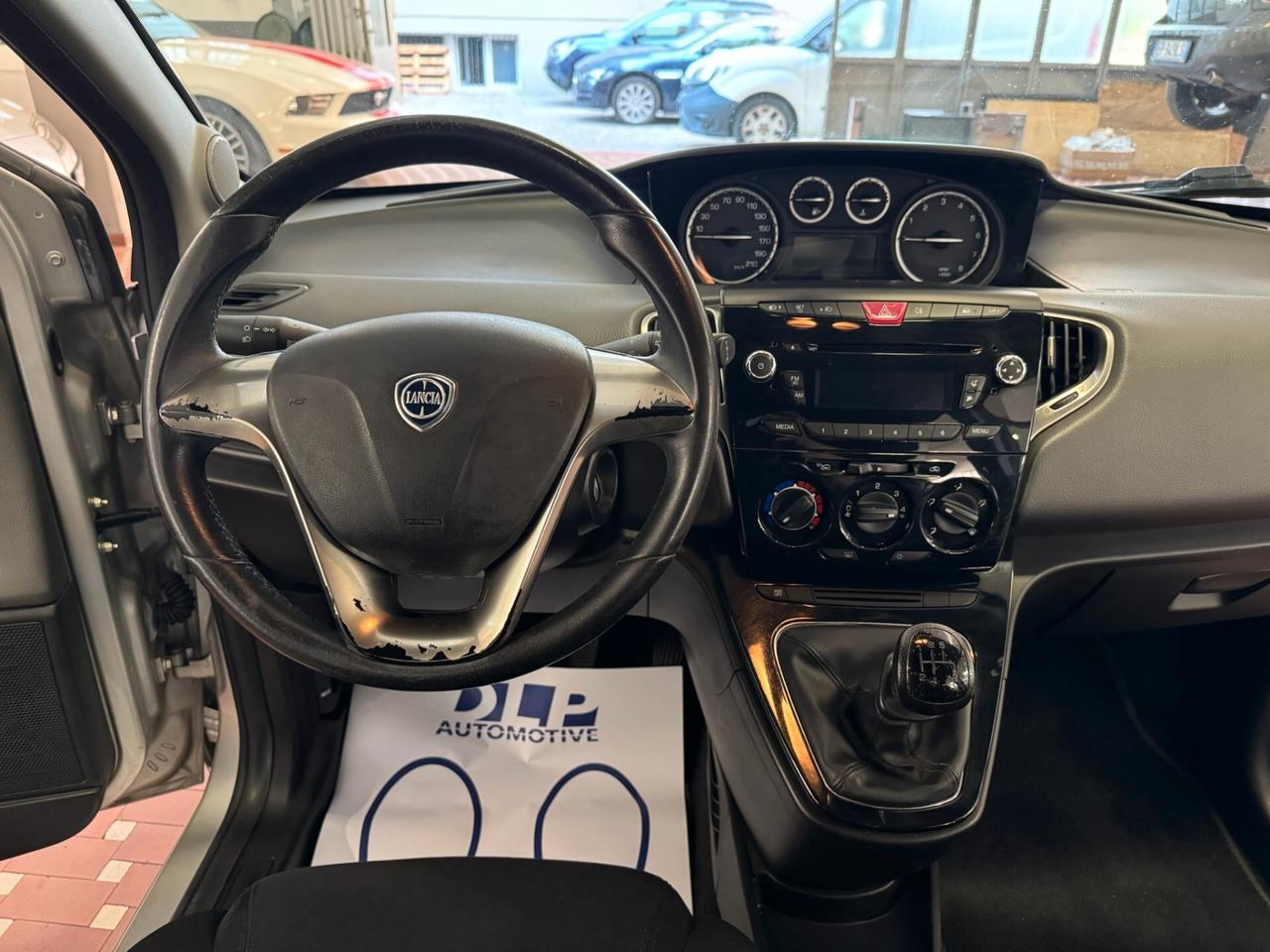 Lancia Ypsilon 1.2 69 CV 5 porte Platinum - UNICO PROPRIETARIO