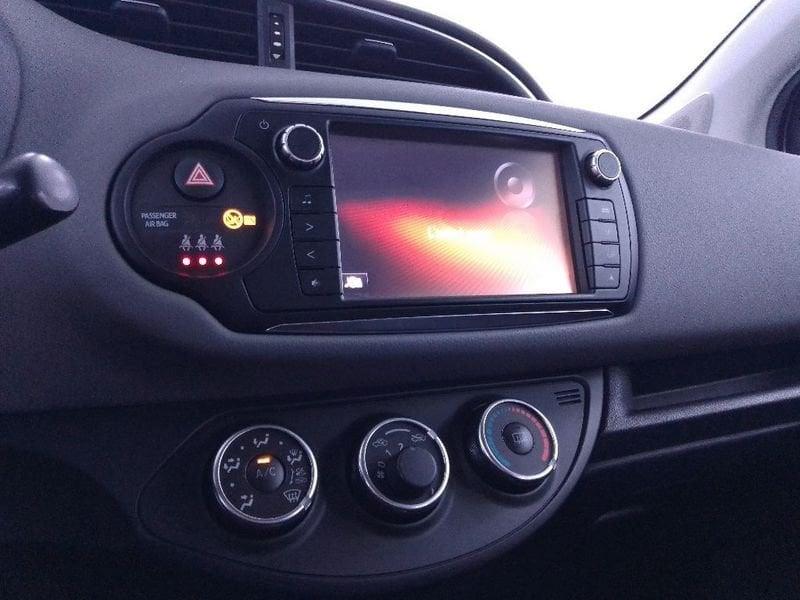 Toyota Yaris 5p 1.0 Lounge my16