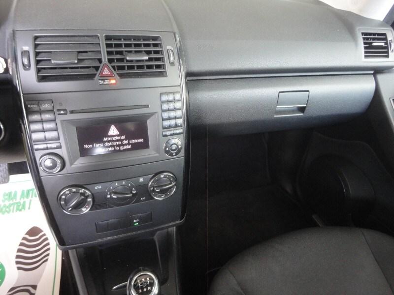 MERCEDES Classe A (W/C169) A 160 BlueEFFICIEN...