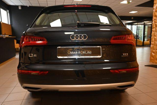 AUDI Q5 40 2.0TDI Q.BUSIN.SPORT 190CV S-TR.NAVI CAM18"FULL