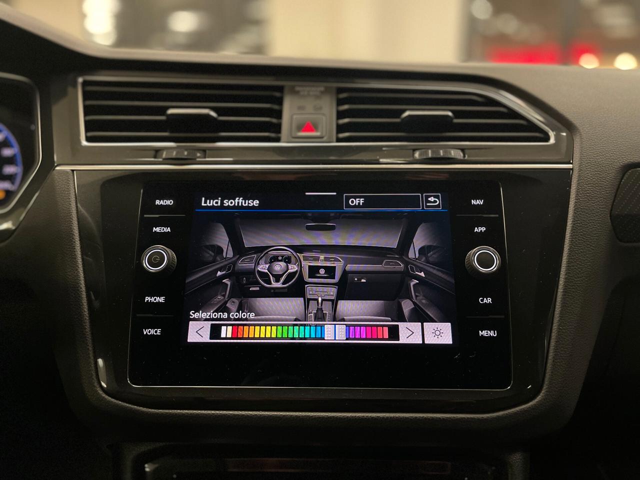 Volkswagen Tiguan 2.0 TDI 150cv SCR DSG R-Line