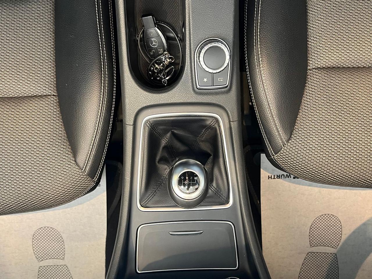 Mercedes-Benz CLA 180 Business #50338