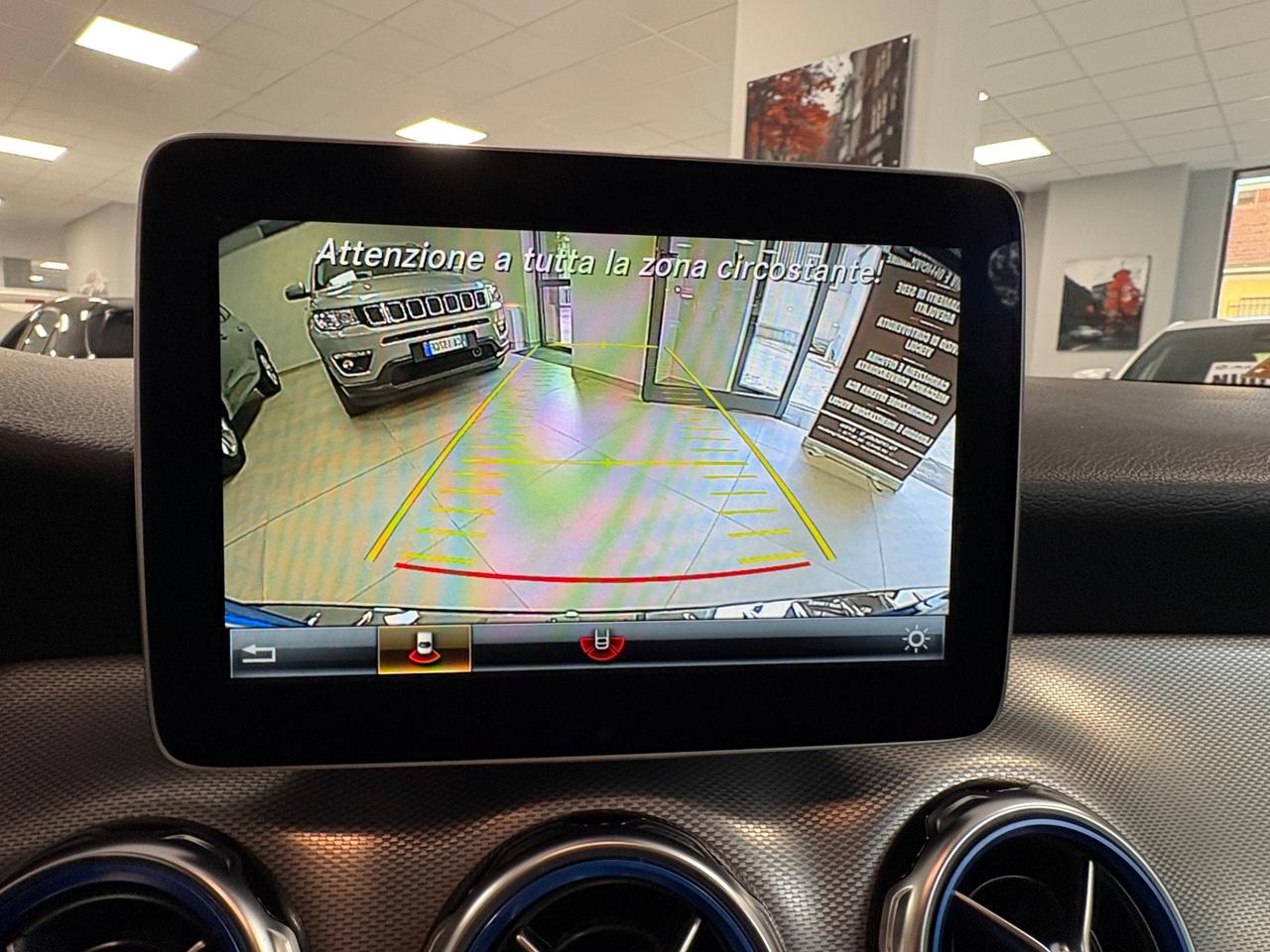 Mercedes GLA 180 1.6 benzina 122cv 2019 km 62000