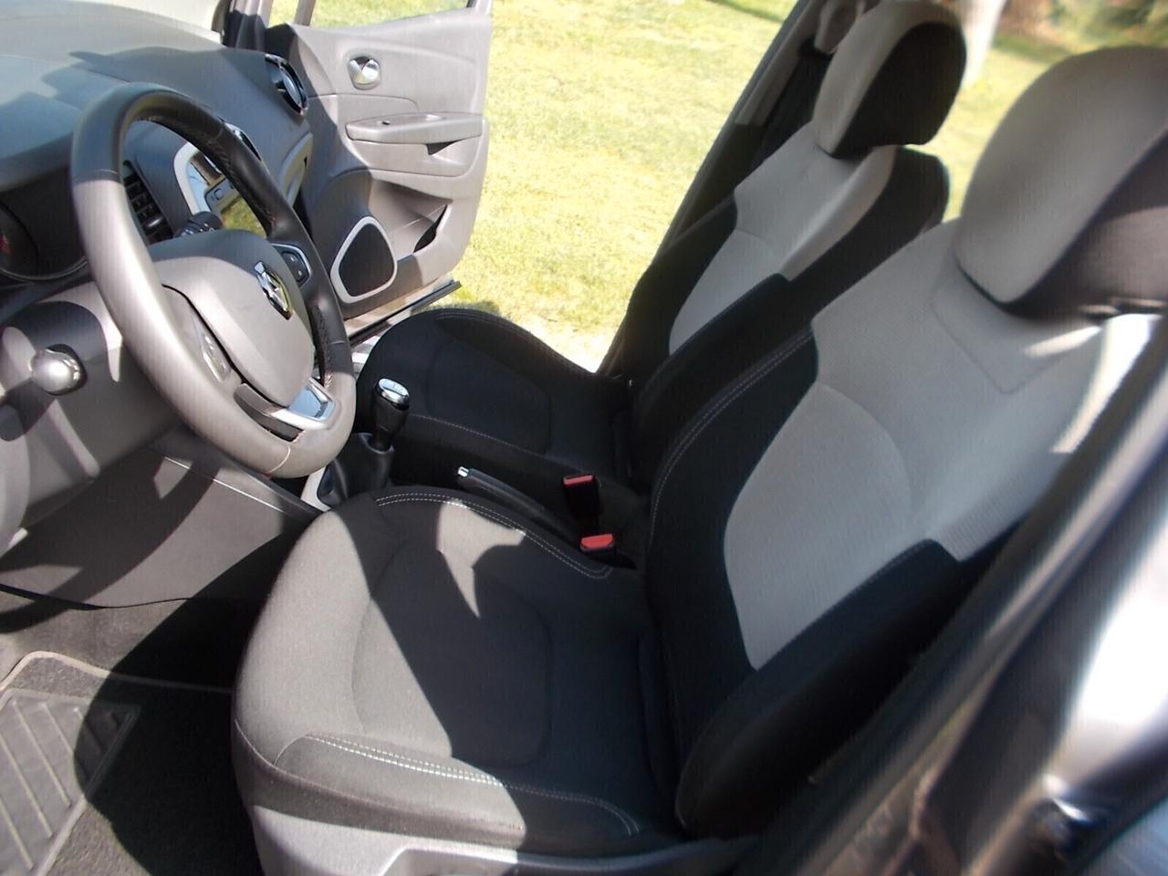 Renault Captur 1.5 dCi 90cv *FULL OPT.* da VETRINA
