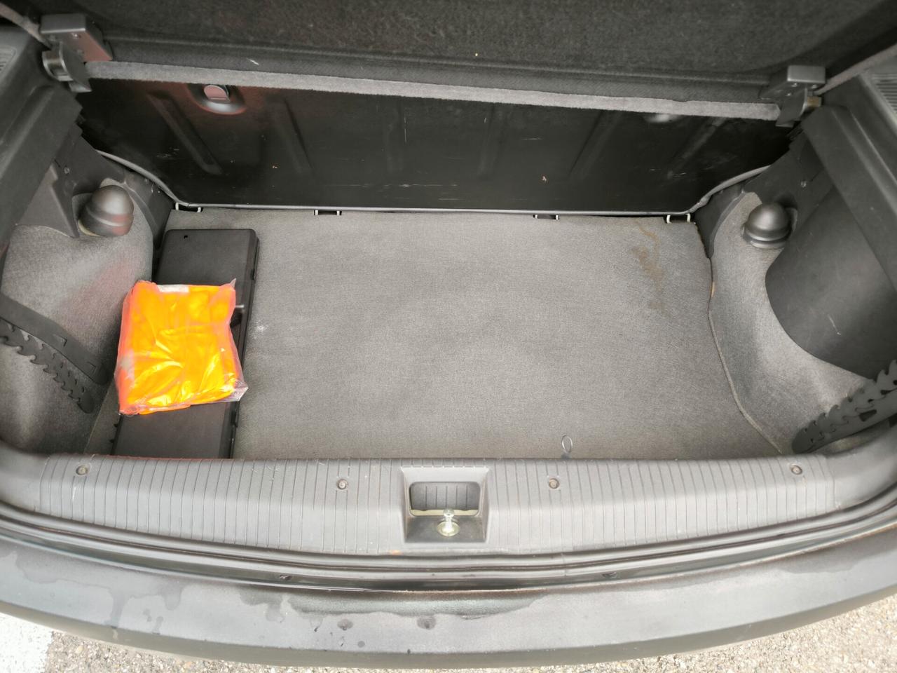 Opel Corsa 1.0i 12V cat 5 porte