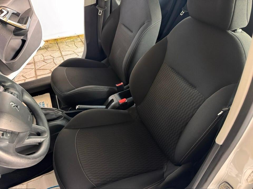 Peugeot 208 BlueHDi 75 5 porte Active