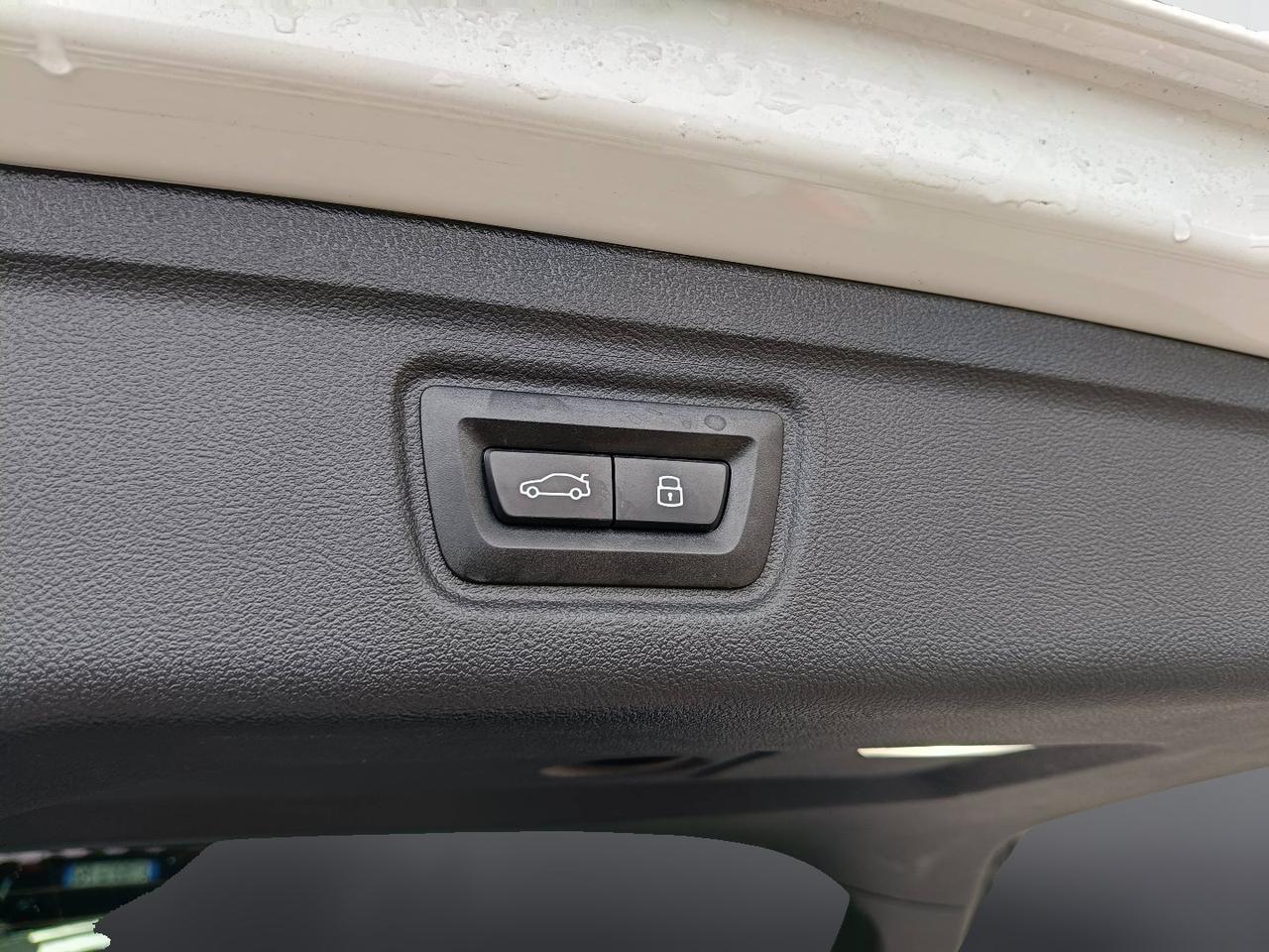 BMW Serie 3 G21 2022 Touring - 320d Touring mhev 48V xdrive MSport Pro auto