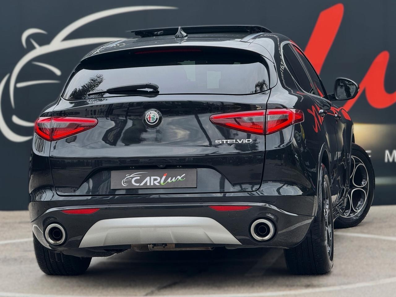 Alfa Romeo Stelvio 2.2 Turbo Diesel Ti 160CV TETTO