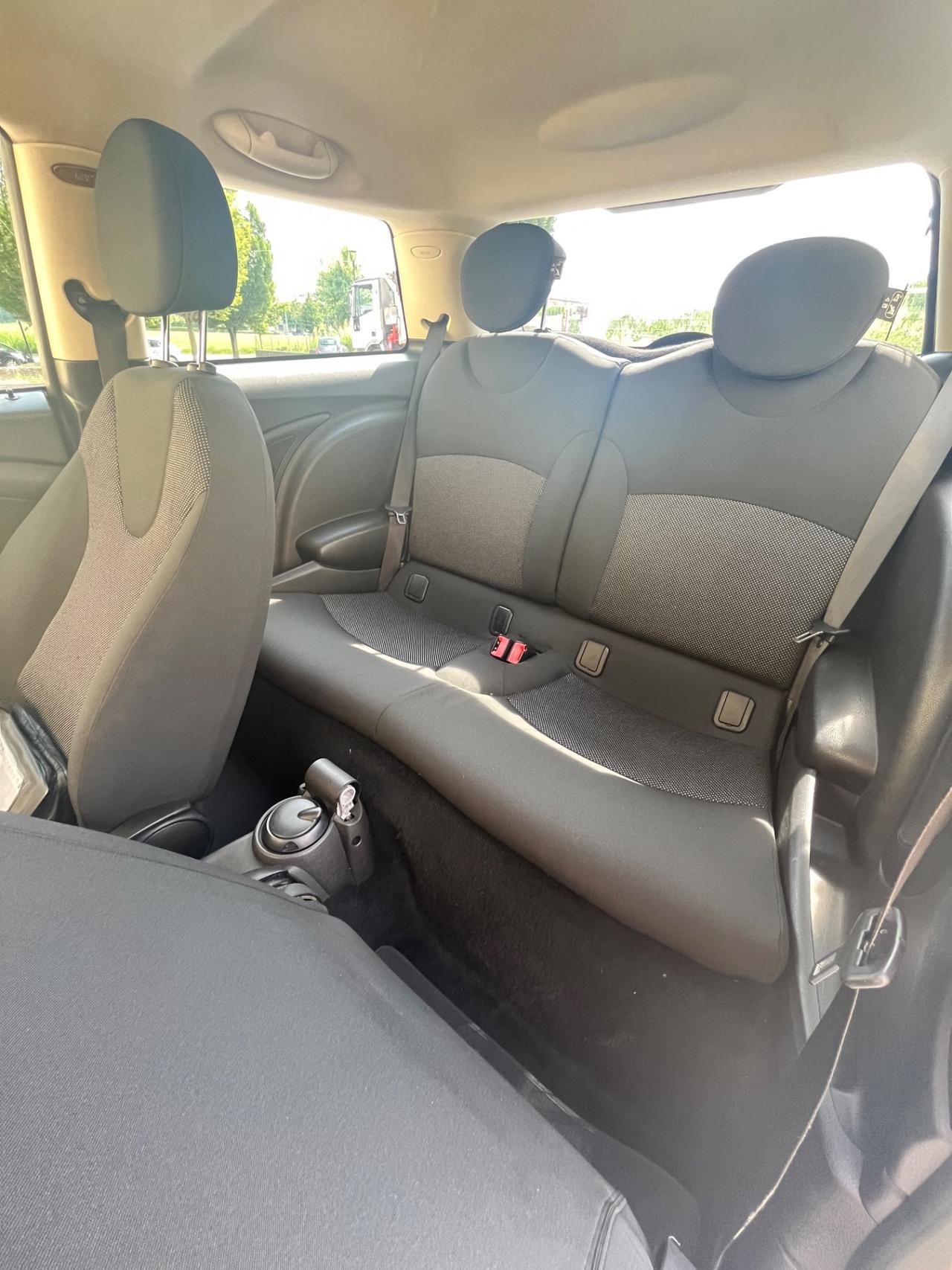 Mini 1.6 16V Cooper