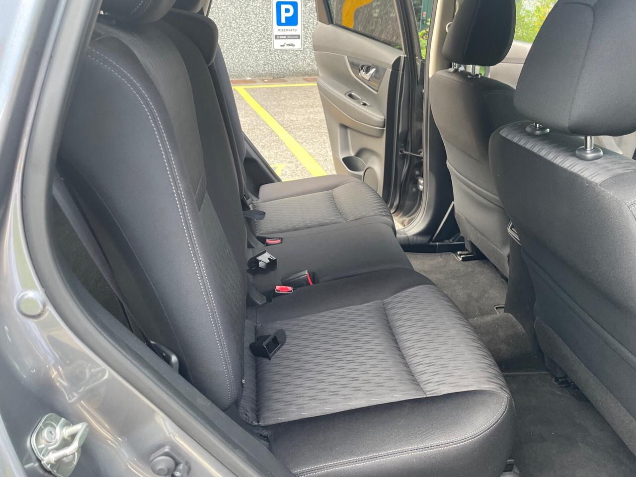 Nissan X-Trail 1.6 DIG-T 2WD*Navi*comandi al volante*