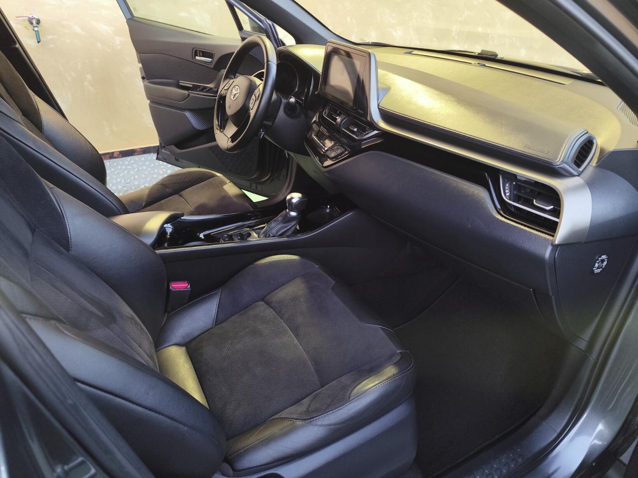 Toyota C-HR 1.8 Hybrid E-CVT Style Sport