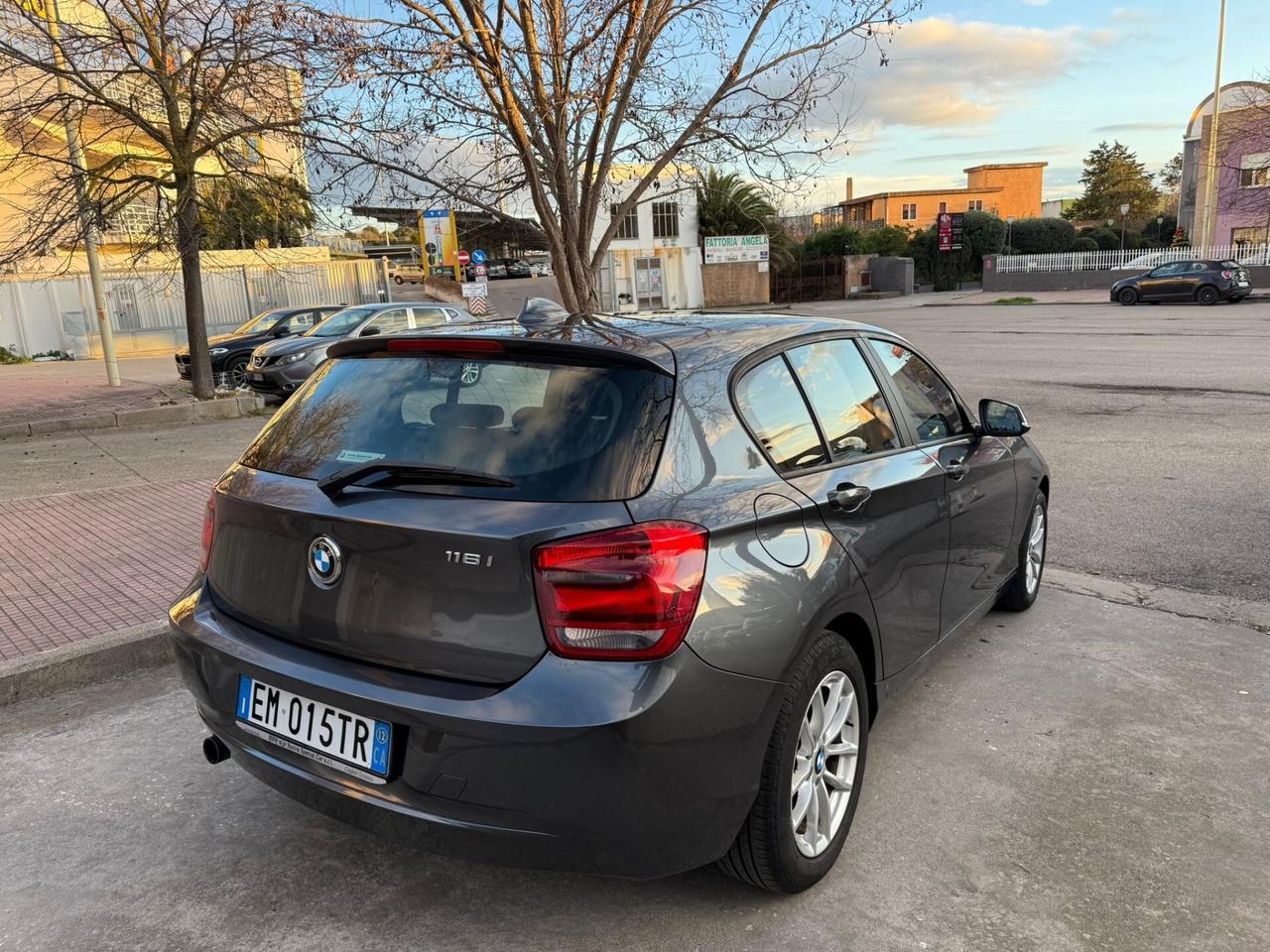 Bmw 116i 5p.