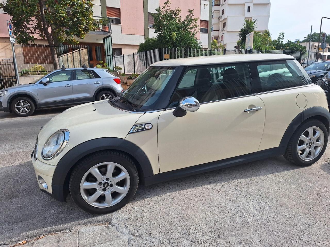 Mini 1.6 16V Abbey Road D