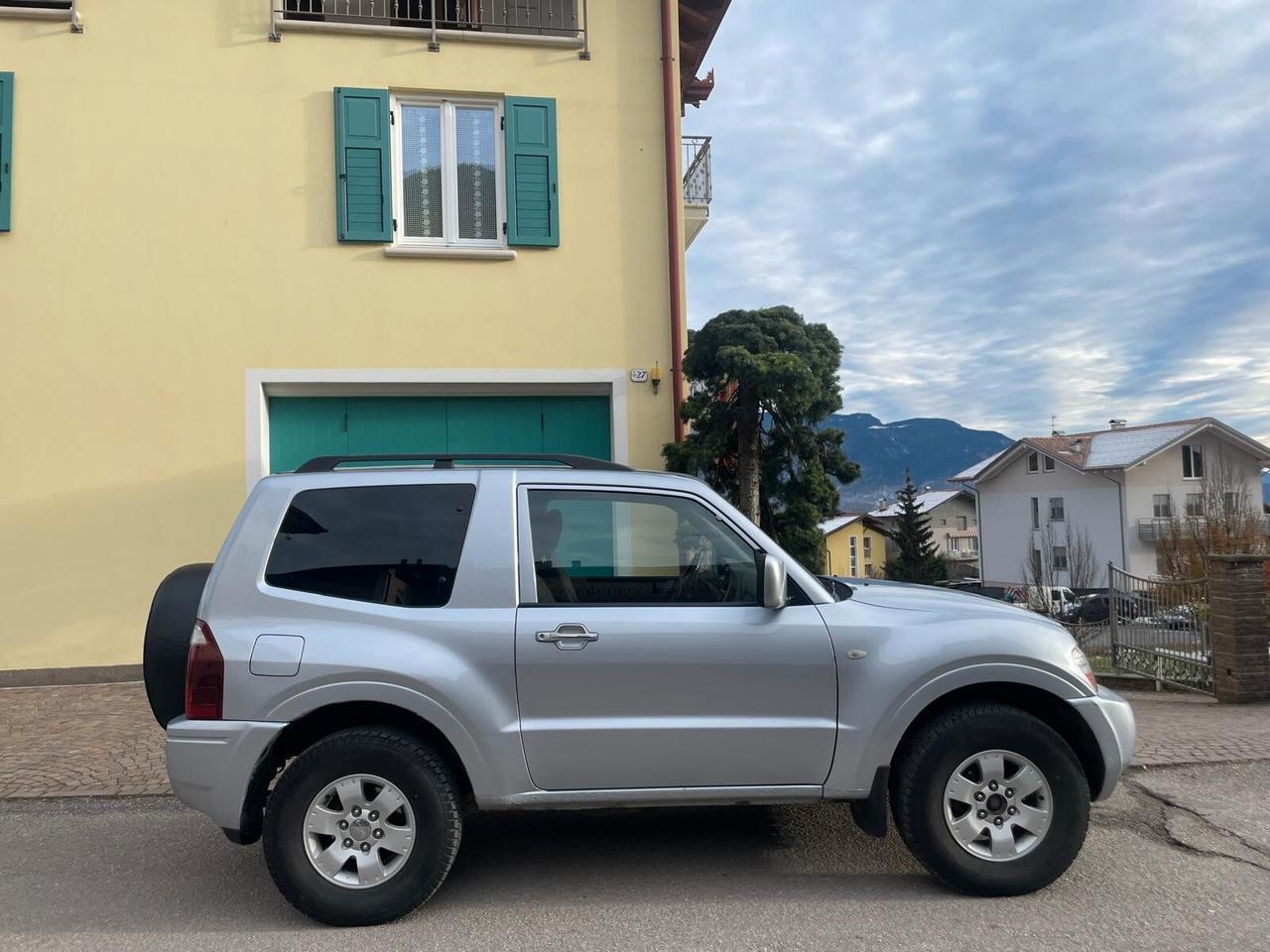 MITSUBISHI PAJERO 2.5 TDI 85kW 3PORTE - GANCIO TRAINO