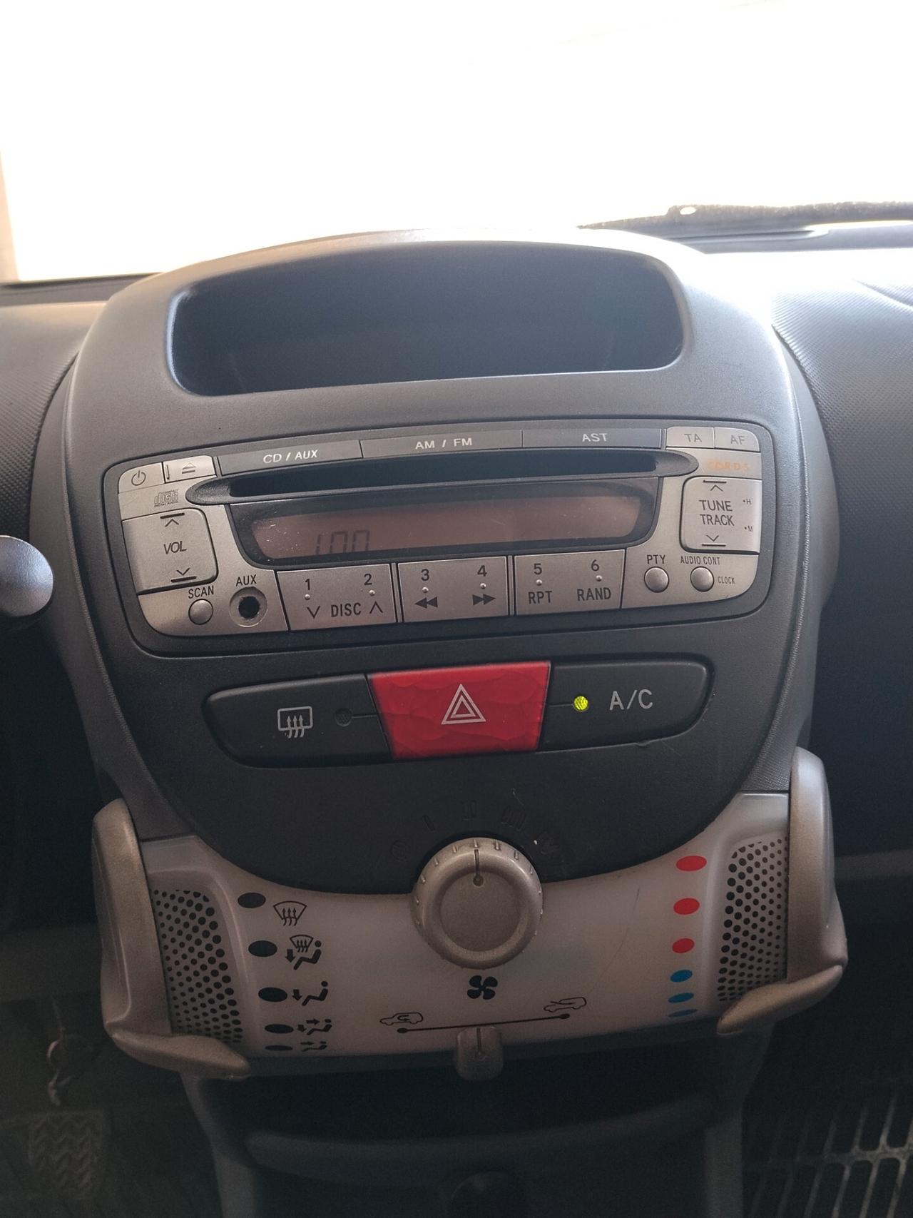 Toyota Aygo 1.0 benzina 2009 CON GARANZIA