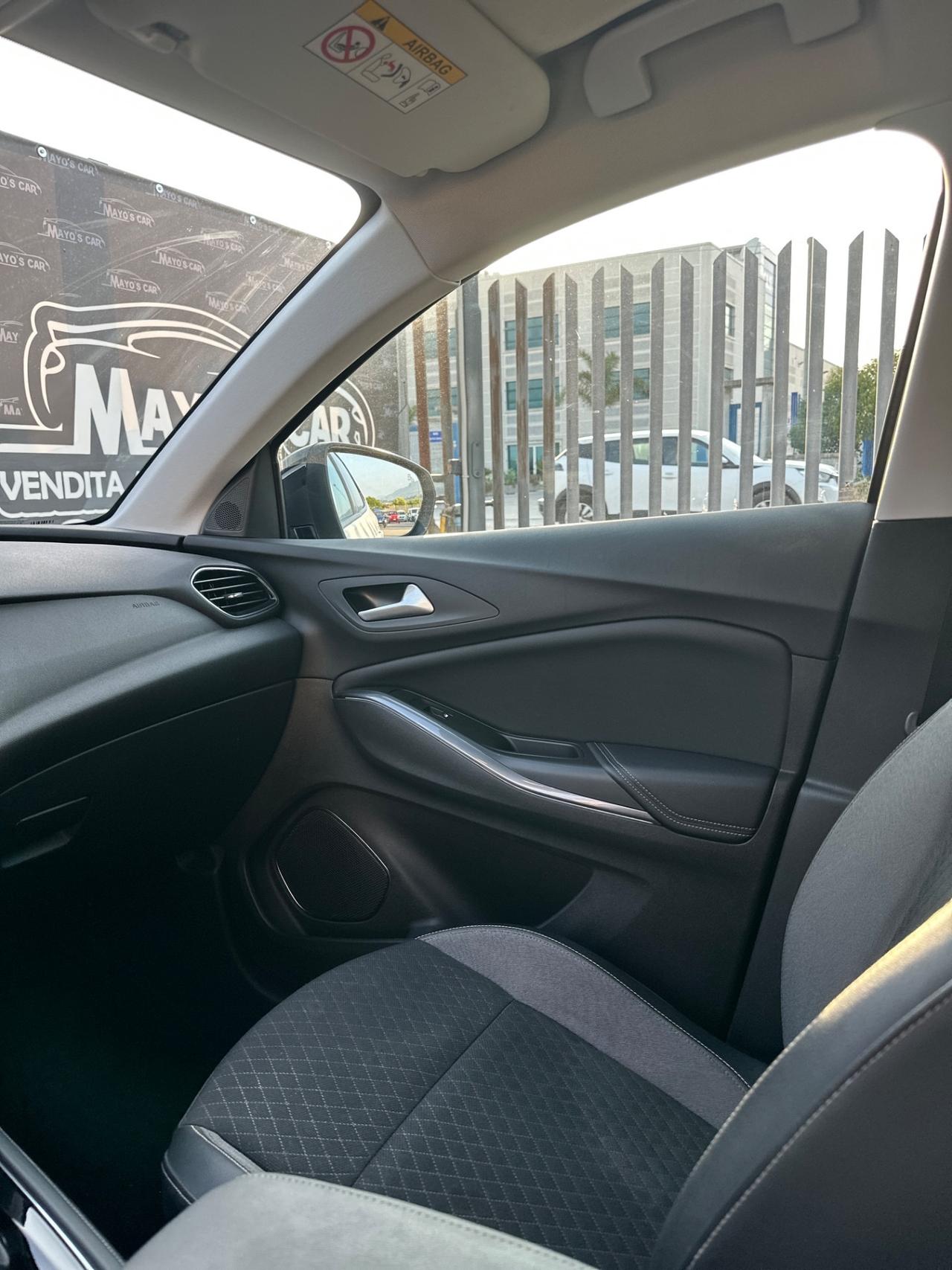 OPEL GRANDLAND X (anno 2019)CAMBIO AUTOMATICO