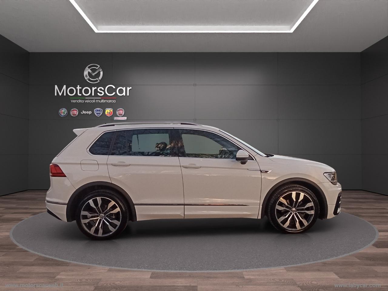 VOLKSWAGEN Tiguan 2.0 TDI 150CV SCR DSG R-Line TETTO APRIBILE