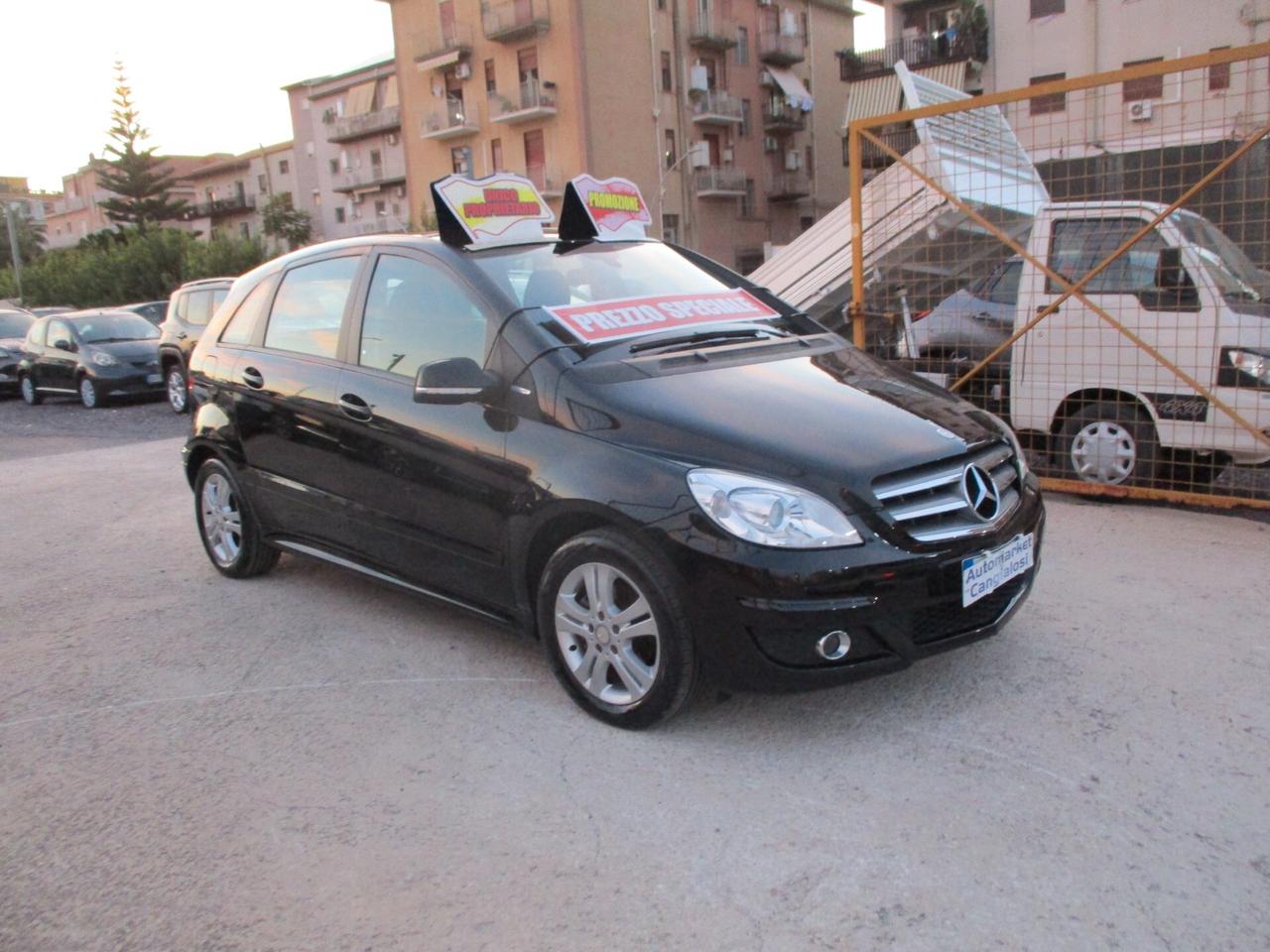 Mercedes-benz B 180 MOLTO BELLO 2011