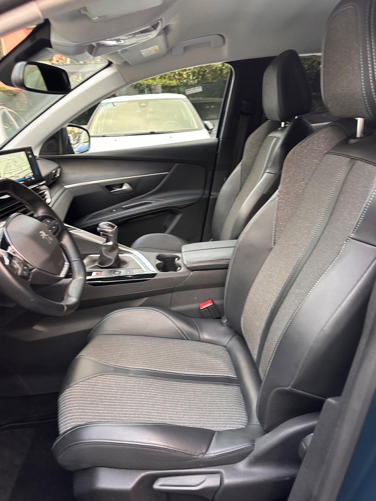 Peugeot 3008 BlueHDi 130 S&S Allure Pack