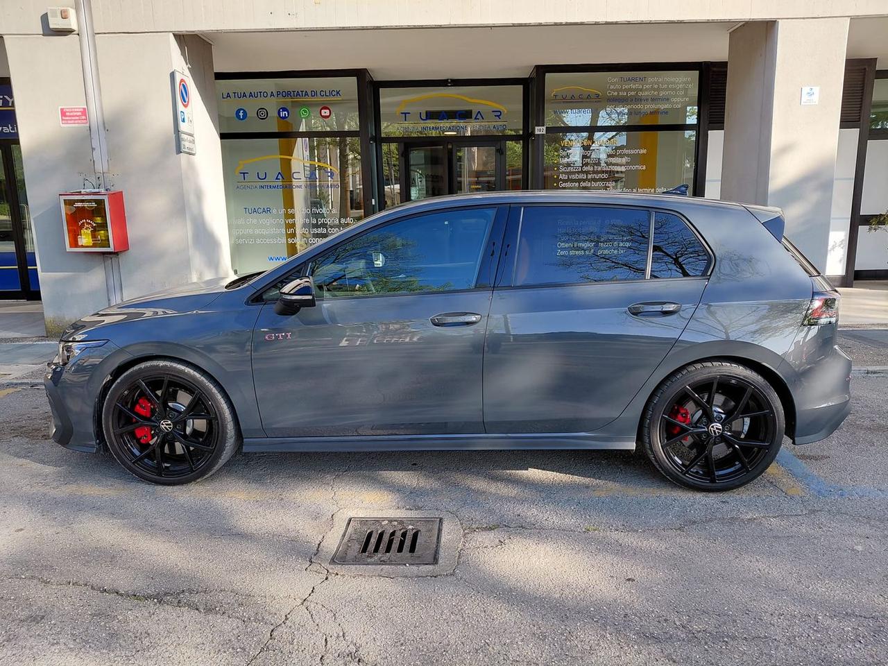 Volkswagen Golf 2.0 tsi DSg 265 Cv TSI GTI #10384