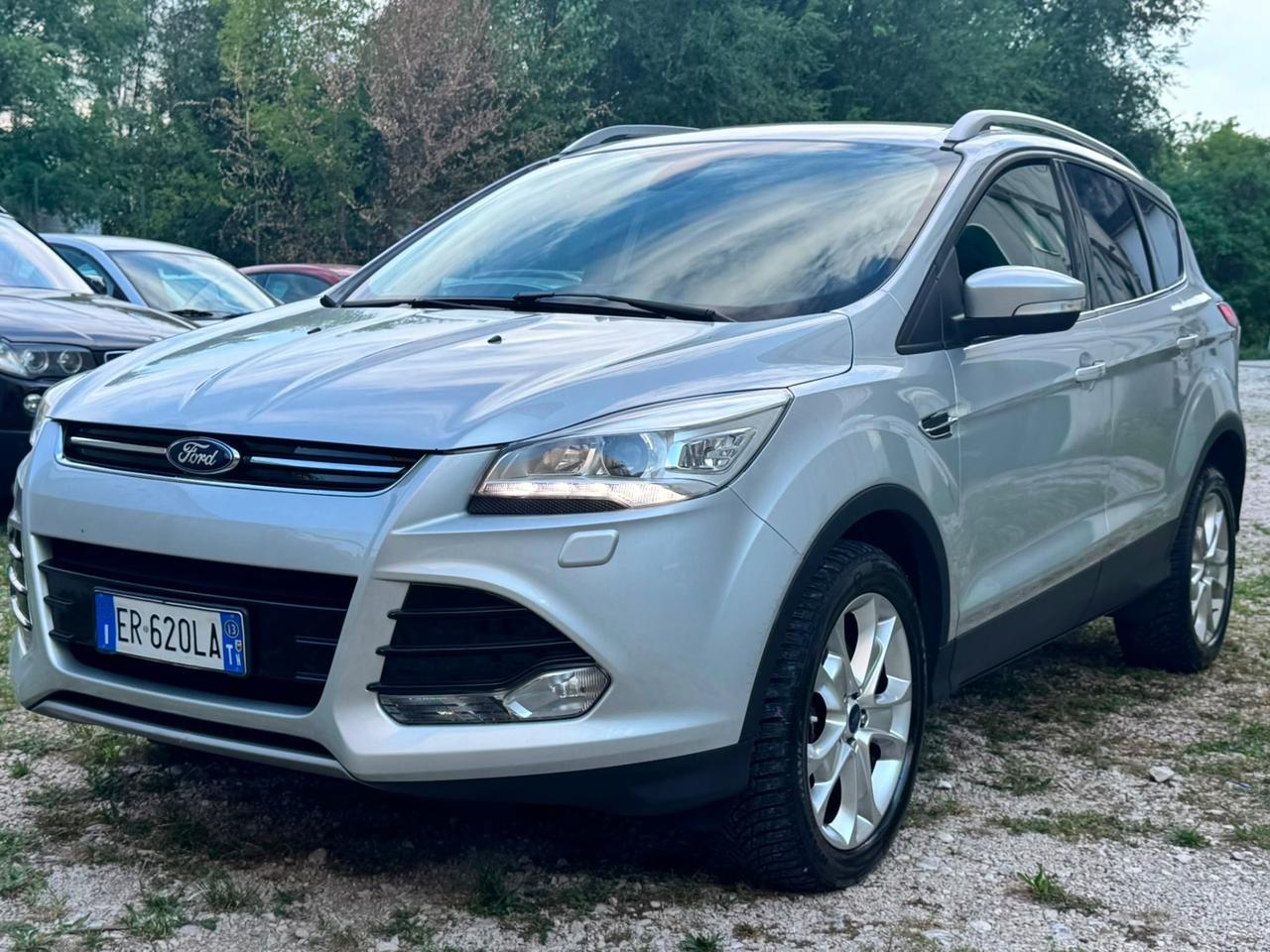 Ford Kuga 2.0 TDCI 163 CV 4WD Powershift Titanium