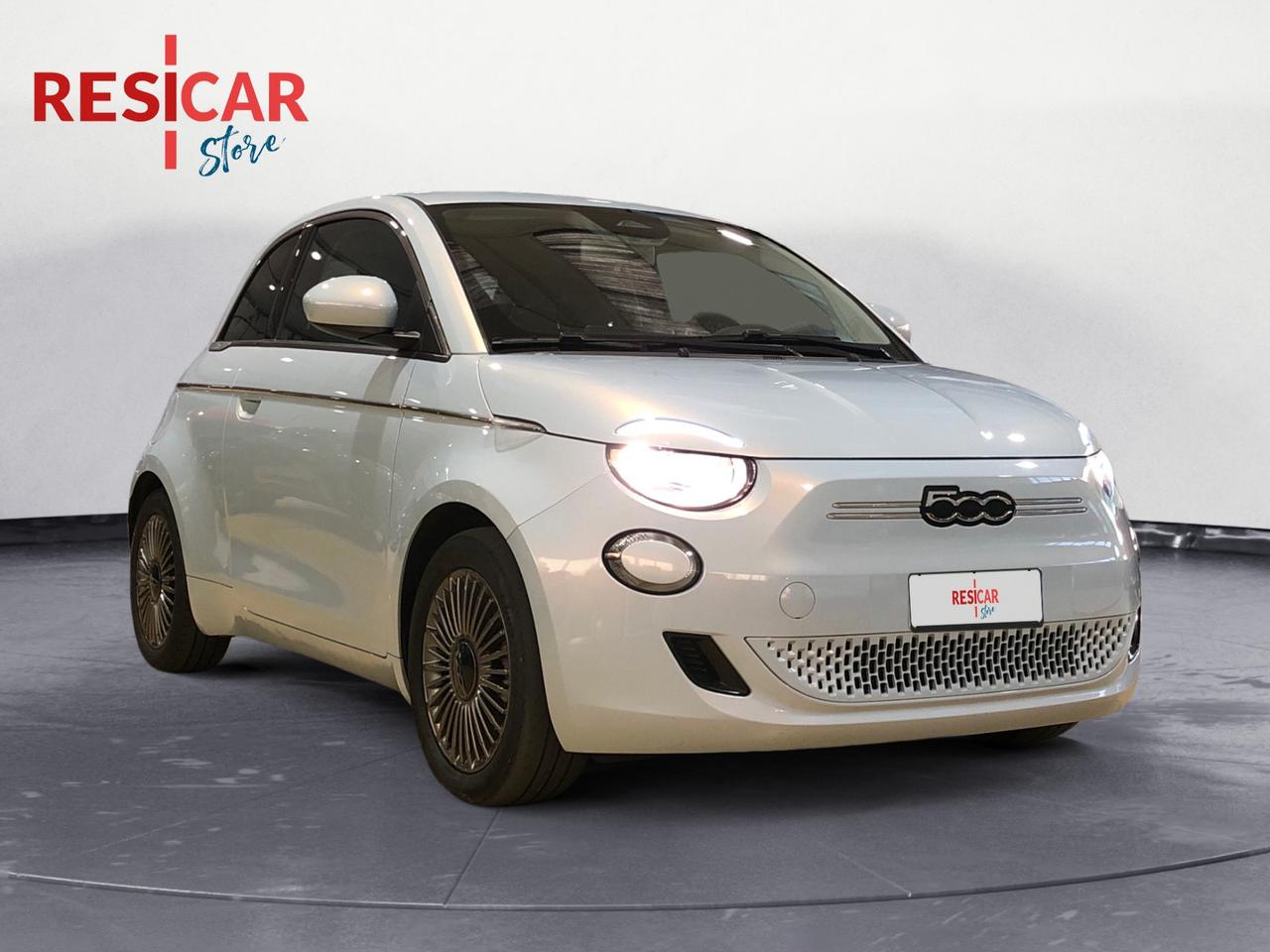 FIAT 500e 42 kWh La Prima