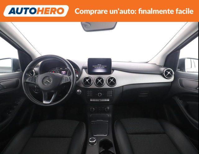 MERCEDES-BENZ B 200 d Automatic Sport