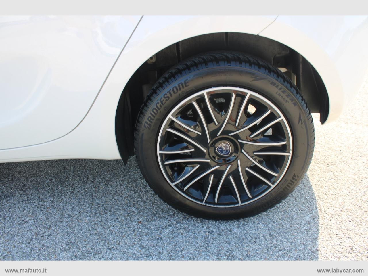 LANCIA Ypsilon 1.0 FireFly 5p.S&S Hyb. Eco Gold