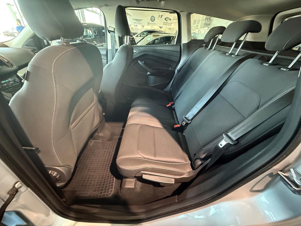 Ford Kuga 1.5 TDCI 120 CV S&S 2WD Business