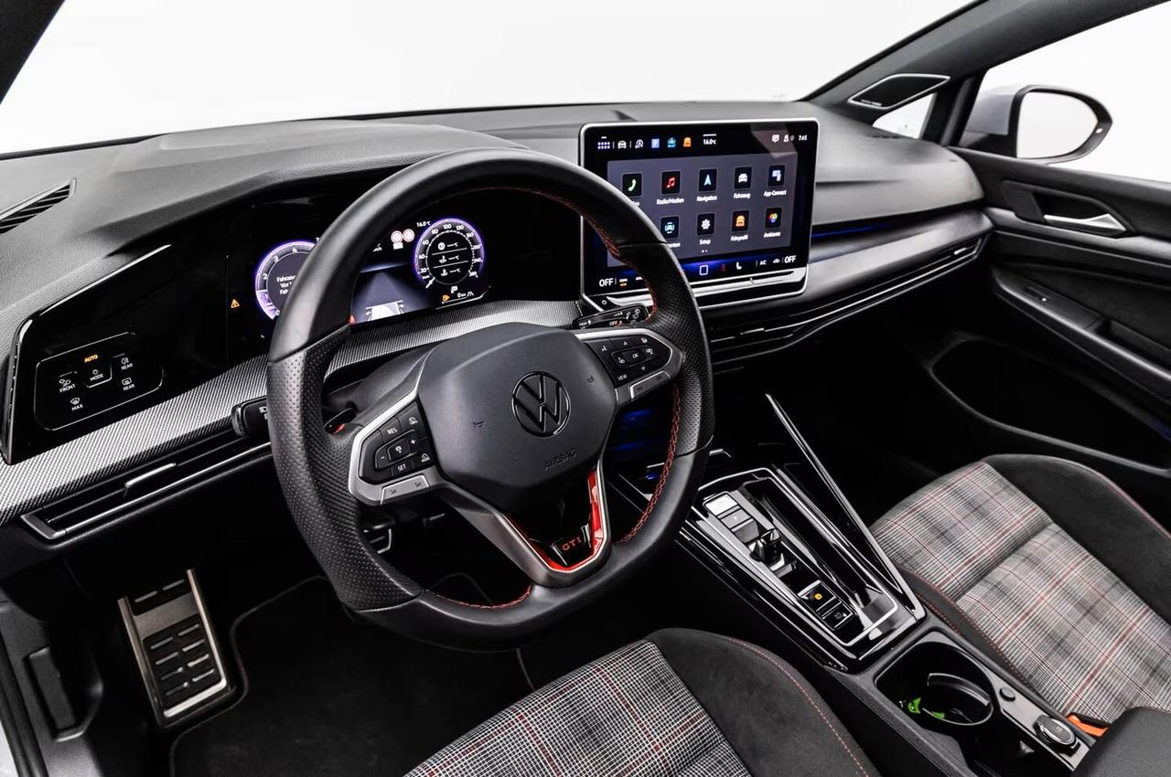 Volkswagen Golf GTI 8.5 2.0 TSI DSG TELECAMERA HARMAN/KARDON