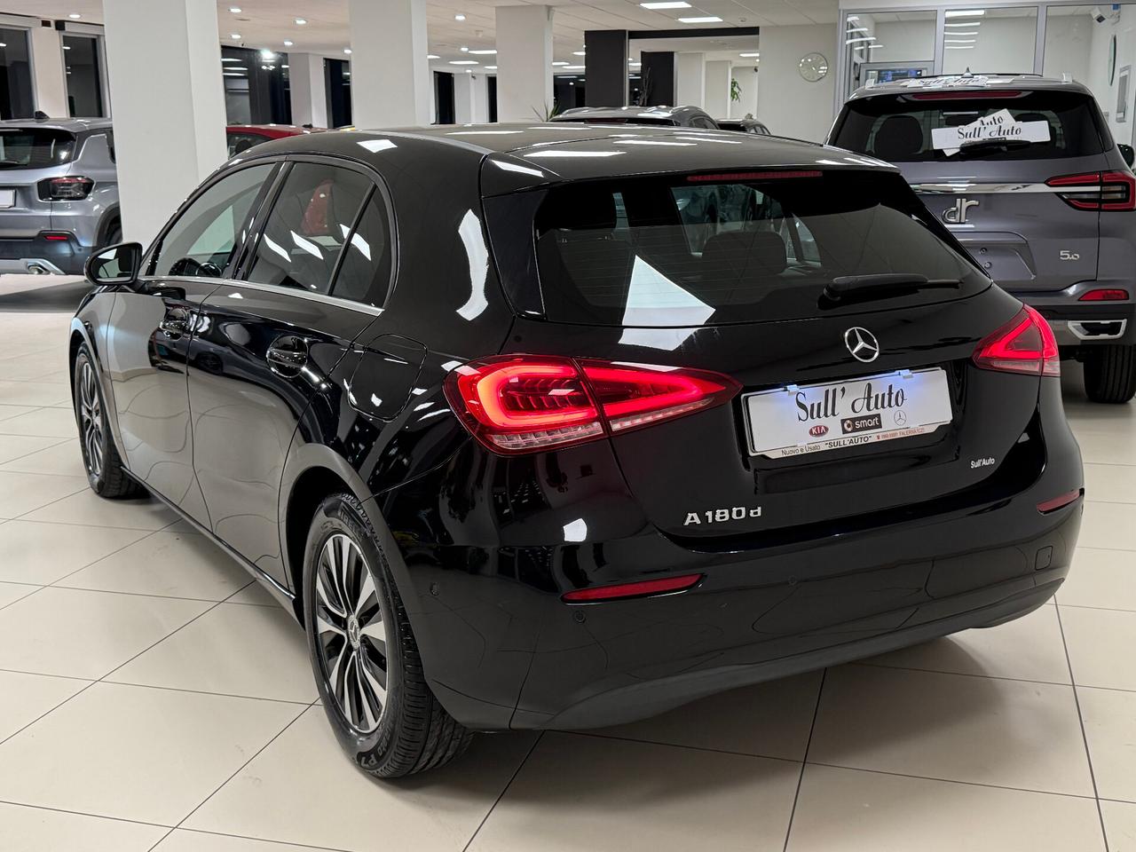 Mercedes-benz A 180 d Business 116CV - 2021