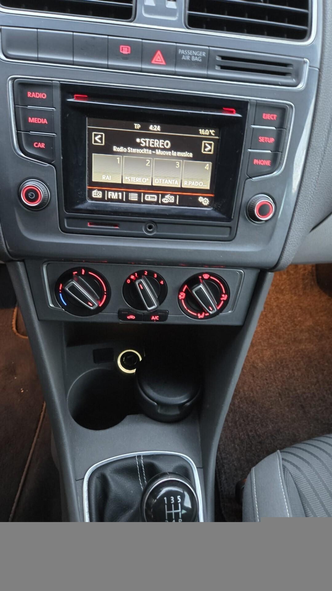 Volkswagen Polo 1.0 MPI 75 CV 5p. FRESH