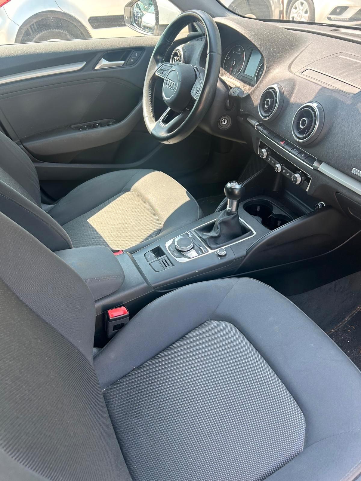 Audi A3 SPB 1.6 TDI Sport OK NEO PATENTATI