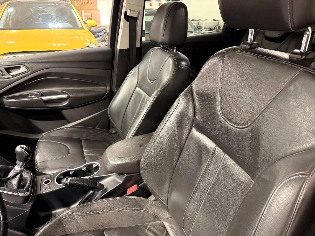 Ford Kuga 2.0 tdci Titanium 4wd 140cv