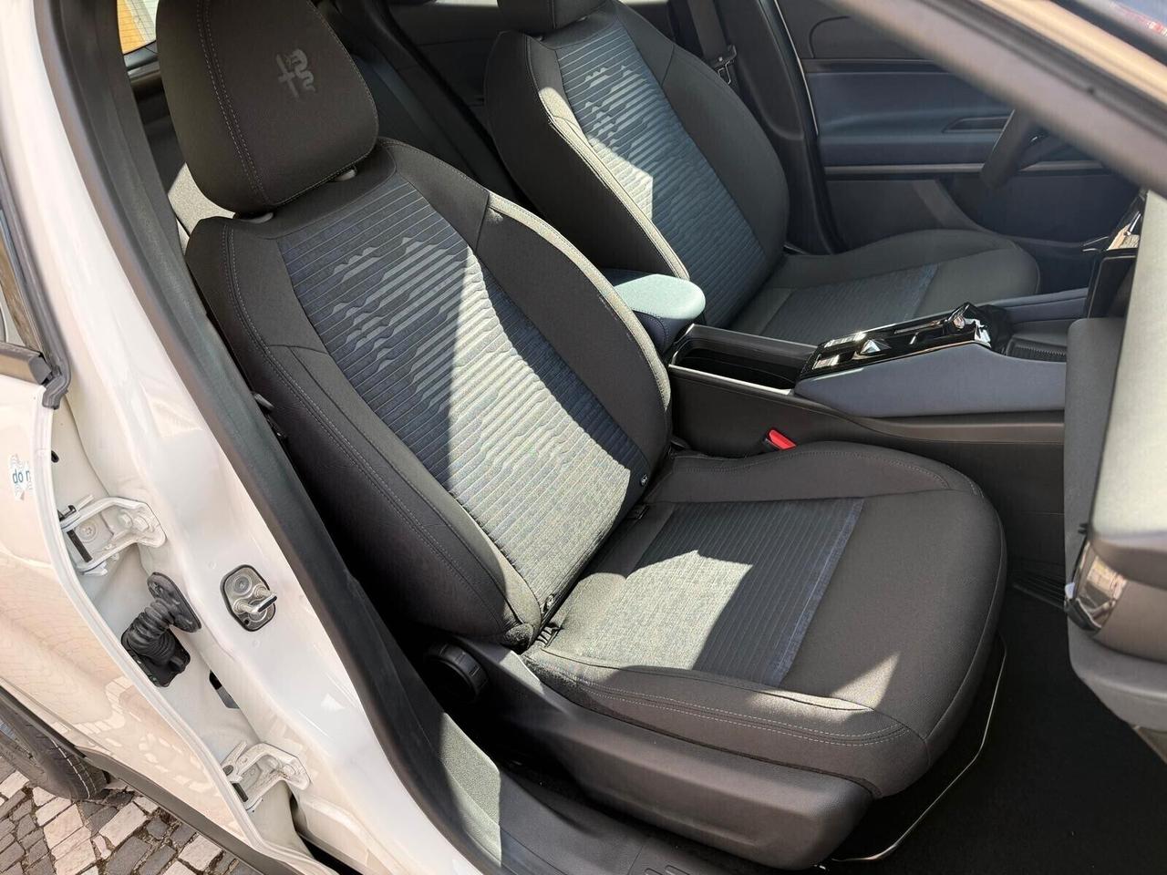 Alfa Romeo Junior 1.2 136 CV Hybrid AUTOMATICA