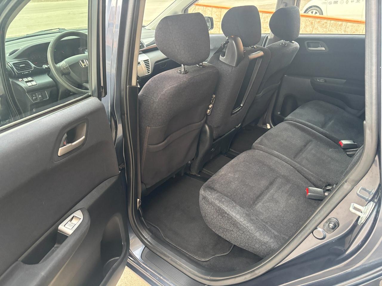 Honda FR-V 2.2 i-CTDi Comfort 6 POSTI-2005