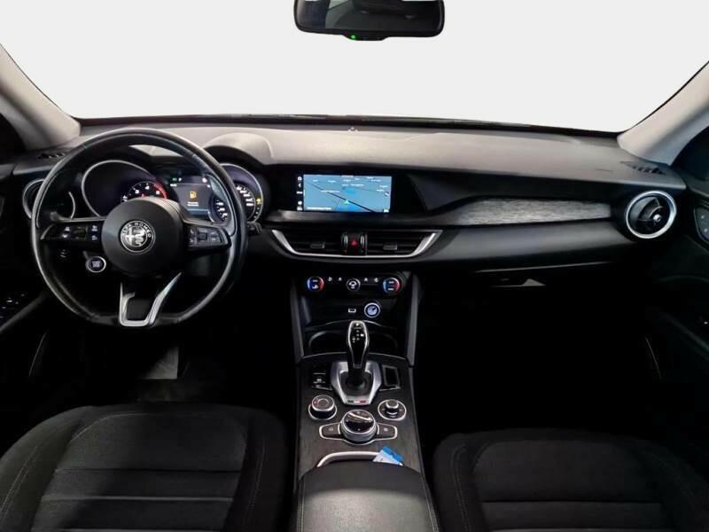 ALFA ROMEO STELVIO 2.2 TURBO DIESEL 190 CV BUSINESS AT8 Q4 SUV